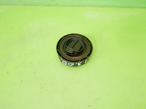 Korek wlewu oleju 8507153 BMW E91 325d 3.0 D M57 04-08