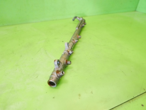 Listwa wtryskowa 0445216023 7799610-02 BMW E91 325d 3.0 D M57 04-08