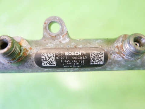 Listwa wtryskowa 0445216023 7799610-02 BMW E91 325d 3.0 D M57 04-08