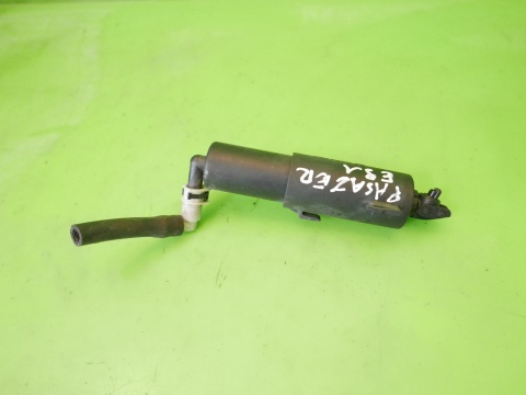 Dysza spryskiwacz lamp reflektora prawy 7179311-02 BMW E91 325d 04-08