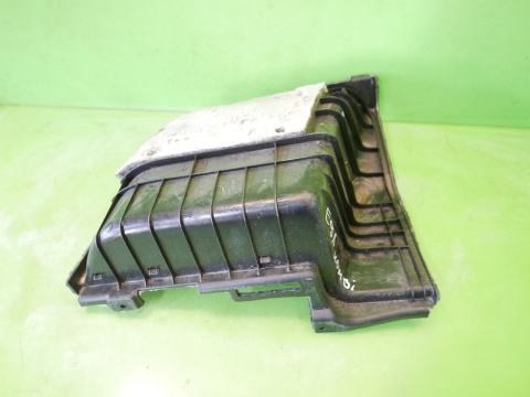 Boczek tapicerka bagażnika prawa 7068882 BMW E91 325d KOMBI 04-08