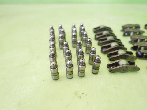 Dźwigienki zaworowe popychacze BMW E91 325d 3.0 D M57 m57d30 306d3 04-08