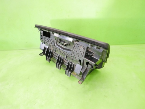 Schowek prawy pasażera z deski 7075479 BMW E91 325d KOMBI 04-08