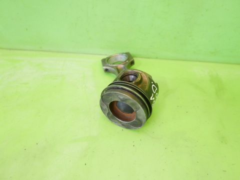 Tłok + korbowód BMW E91 325d 3.0 D M57 306D3 197KM 04-08