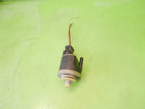 Podgrzewacz paliwa 13.32-7802940-00 BMW E91 325d 3.0 D M57 04-08