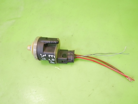 Podgrzewacz paliwa 13.32-7802940-00 BMW E91 325d 3.0 D M57 04-08