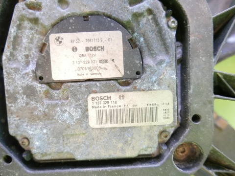 Wentylator chłodnicy 7801647 7561713.9 BMW E91 325d 3.0 D M57 04-08