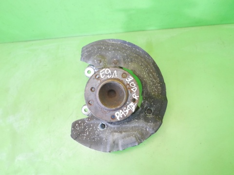 Zwrotnica piasta prawa przód BMW E91 325d 3.0 D M57 04-08