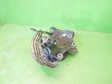 Zwrotnica piasta lewa przód BMW E91 325d 3.0 D M57 04-08