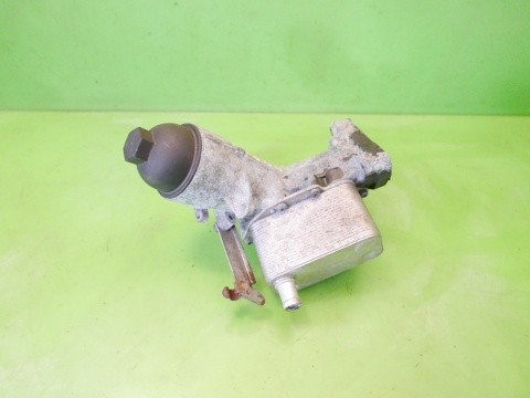 Podstawa obudowa filtra oleju 7788453 BMW E91 325d 3.0 D M57 306D3 04-08