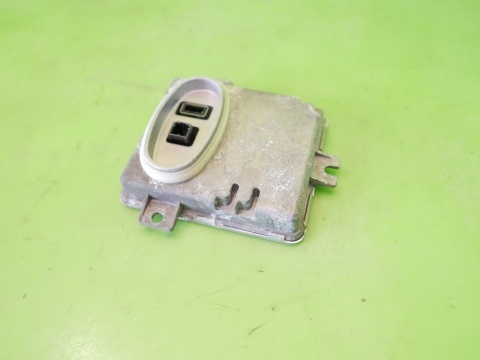 Przetwornica xenon prawa 6948180 6261110499 W3T13271 BMW E91 325d 04-08