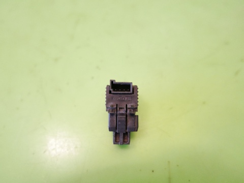 Czujnik świateł stop pedału hamulca 9-1468896-2 BMW E91 325d 3.0 D 04-08
