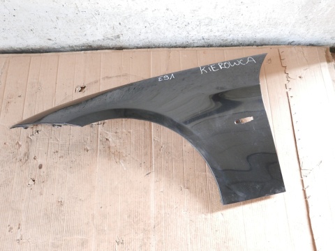 Błotnik lewy przód 475/9 BMW E91 325d KOMBI 04-08