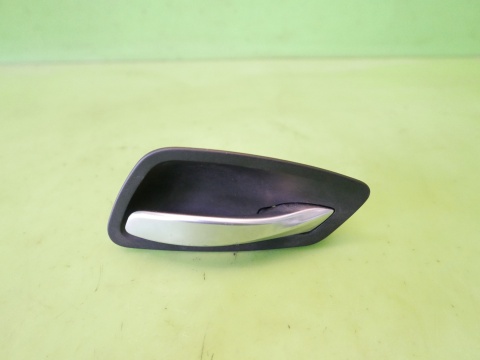 Klamka wewnętrzna prawa tył 7144546 BMW E91 325d 04-08