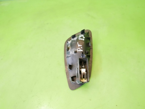 Klamka wewnętrzna prawa tył 7144546 BMW E91 325d 04-08