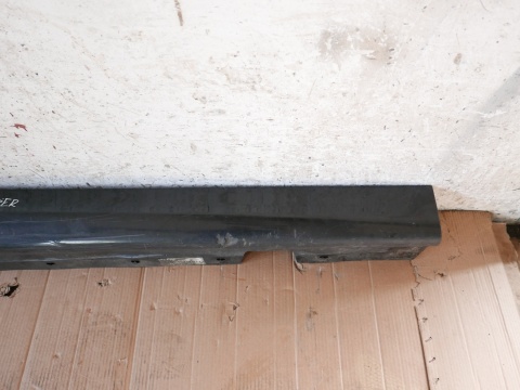 Próg listwa nakładka progowa prawa mpakiet 475/9 BMW E91 325d KOMBI 04-08