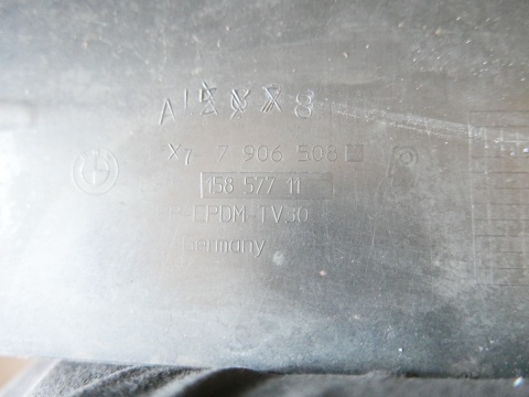 Próg listwa nakładka progowa prawa mpakiet 475/9 BMW E91 325d KOMBI 04-08