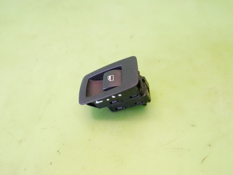 Przełącznik szyby lewy tył 6945874 BMW E91 325d 04-08