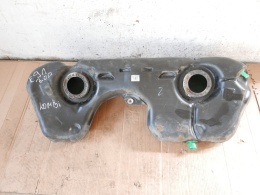 Zbiornik bak paliwa diesel 6765703 BMW E91 325d 3.0 D M57 KOMBI 04-08