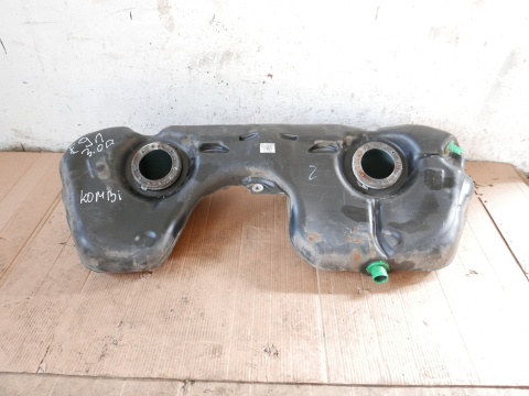 Zbiornik bak paliwa diesel 6765703 BMW E91 325d 3.0 D M57 KOMBI 04-08
