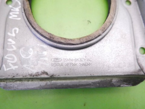 OBUDOWA USZCZELNIACZA WAŁU FORD FOCUS MK1 1.6 98- OBUDOWA USZCZELNIACZA WAŁU FORD FOCUS MK1 1.6 98-