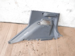 Boczek bagażnika prawy mocowanie półki MITSUBISHI COLT VI Z30 CZ5 HB 5D 04-