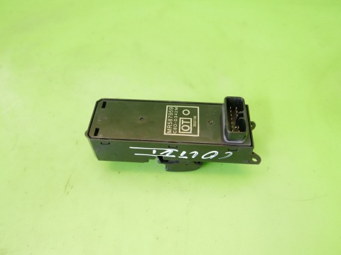 Panel przełącznik szyb lewy przód MR587959 MITSUBISHI COLT VI Z30 CZ5 04-08