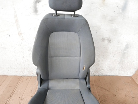 Fotel lewy kierowcy przód MITSUBISHI COLT VI Z30 CZ5 HB 5D 04-08