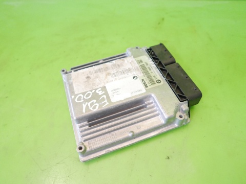 Komputer moduł sterownik silnika ecu 7806987 BMW E91 325d 3.0 D M57 306D3