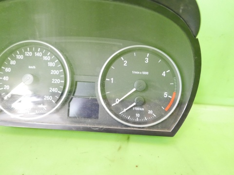 Licznik zegary 9148030-01 BMW E91 325d 3.0 D M57 04-08