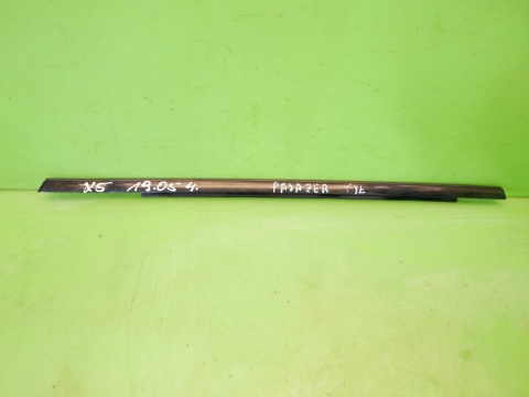 Listwa drzwiowa prawa tył góra BMW X5 E53 99-03