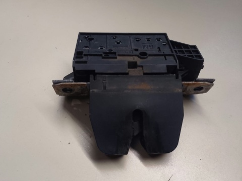 Zamek klapy tył bagażnika 13178192 OPEL VECTRA C SEDAN 02-05