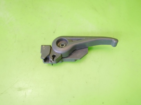 Rączka otwierania klapki wlewu paliwa MITSUBISHI COLT VI Z30 CZ5 04-08