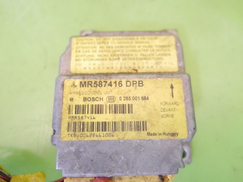 Moduł sensor airbag 0285001684 MR587416 MITSUBISHI COLT VI Z30 CZ5 1.3 04-