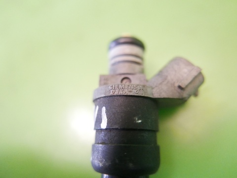 Wtrysk wtryskiwacz MR988977 MITSUBISHI COLT VI Z30 CZ5 1.3 04-08