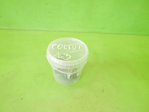 Wtrysk wtryskiwacz MR988977 MITSUBISHI COLT VI Z30 CZ5 1.3 04-08