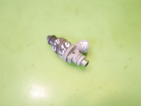 Wtrysk wtryskiwacz MR988977 MITSUBISHI COLT VI Z30 CZ5 1.3 04-08
