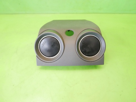 Kratka nawiewu środek ramka MR951746 MITSUBISHI COLT VI Z30 CZ5 1.3 04-08