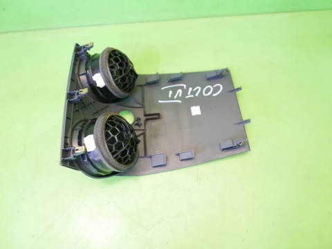 Kratka nawiewu środek ramka MR951746 MITSUBISHI COLT VI Z30 CZ5 1.3 04-08