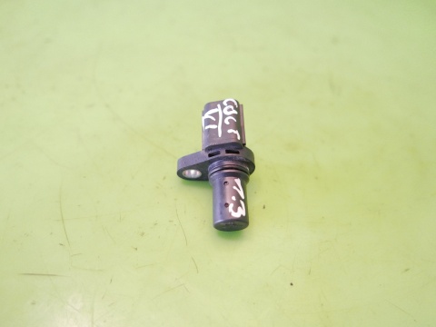 Czujnik wałka rozrządu MR985041 MITSUBISHI COLT VI Z30 CZ5 1.3 04-08