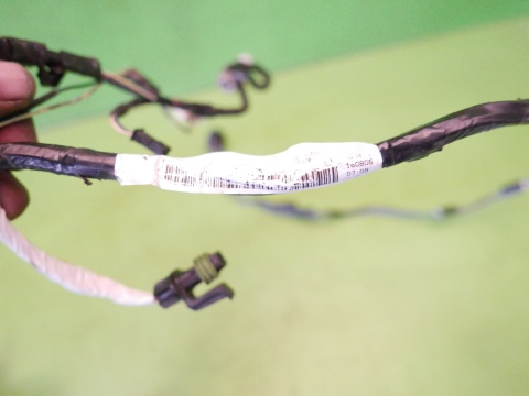 Wiązka instalacja drzwi lewa przód MITSUBISHI COLT VI Z30 CZ5 5D 04-08