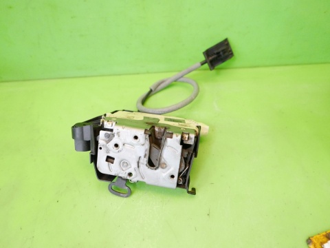 Centralny zamek lewy przód 0556768-11 7pin MINI COOPER R56 06-10