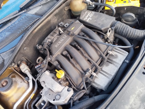 Silnik słupek 1.6 16V K4M748 79kW 107KM RENAULT CLIO II PHI 98-01 Odpala