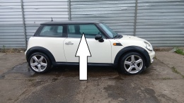 Szyba drzwiowa prawa przód MINI COOPER R56 HB 3D 06-10