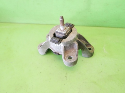 Łapa poduszka skrzyni biegów 6779806-02 MINI COOPER R56 1.6 06-10