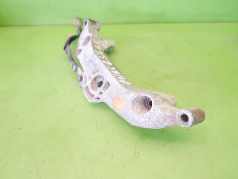 Łapa wspornik silnika 22.11-6772032-04 MINI COOPER R56 1.6 06-10
