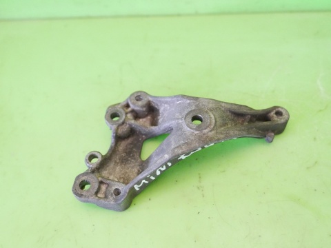 Łapa sprężarki klimatyzacji V758078180-01 MINI COOPER R56 1.6 06-10
