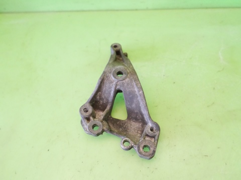 Łapa sprężarki klimatyzacji V758078180-01 MINI COOPER R56 1.6 06-10