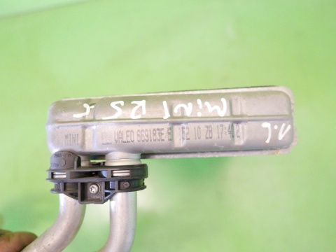 Nagrzewnica + rurki 669183E/E VALEO MINI COOPER R56 1.6 06-10