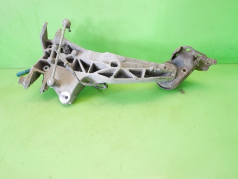 Zwrotnica piasta wahacz lewy tył 33.32-6780001 MINI COOPER R56 1.6 06-10
